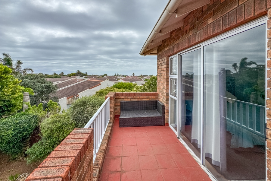 3 Bedroom Property for Sale in Summerstrand Eastern Cape